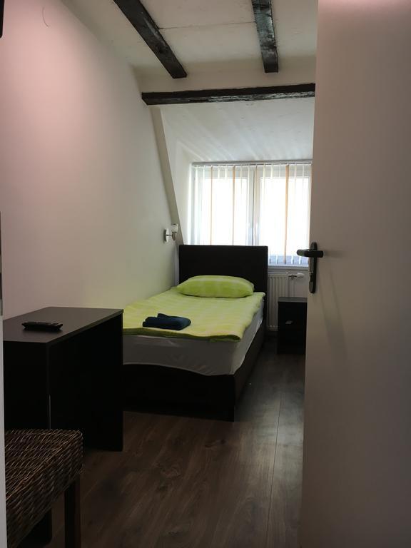 Pension Haus Baron 2 Friedrichsfeld Edingen-Neckarhausen المظهر الخارجي الصورة