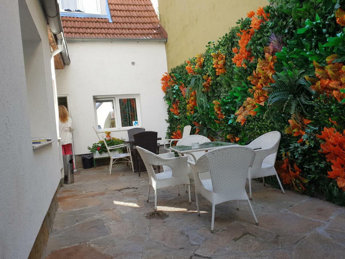 Pension Haus Baron 2 Friedrichsfeld Edingen-Neckarhausen المظهر الخارجي الصورة