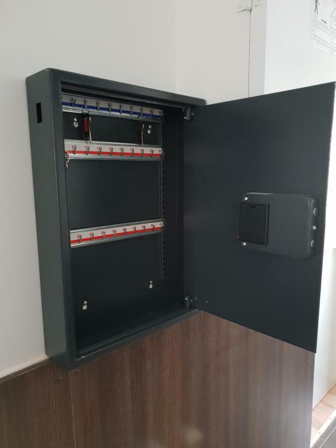Pension Haus Baron 2 Friedrichsfeld Edingen-Neckarhausen المظهر الخارجي الصورة